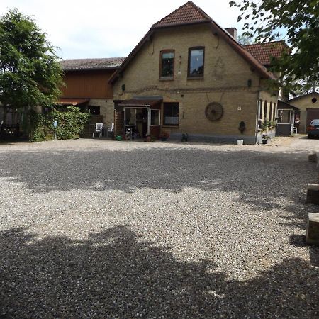 فندق Lottorfفي  Gastehaus Hahnenkrug المظهر الخارجي الصورة